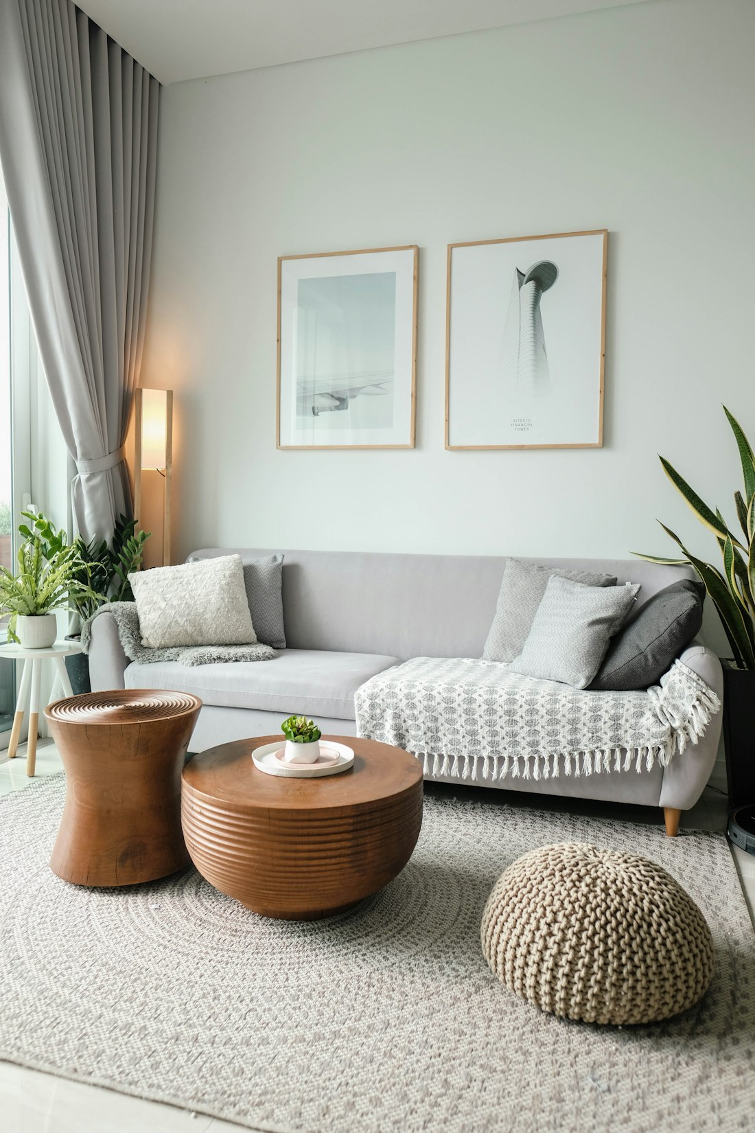 Bright, freshly cleaned living room with spotless carpet.